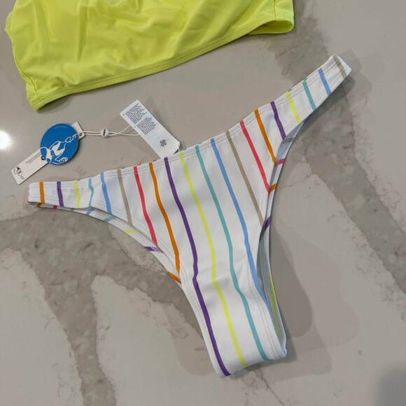 Cupshe NWT Stripe Bandeau Ultra Cheeky Hipster Bathing Suit Set Women's Medium - Picture 2 of 10